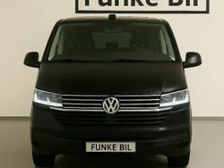 Begagnad 2023 VW Caravelle Comfortline Minibuss | 269 000 kr