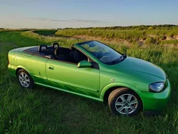 Grön Begagnad 2001 Opel Astra Cabriolet Cab | 29 000 kr