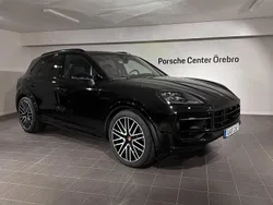 Svart Ny 2025 Porsche Cayenne SUV | 1 577 100 kr (Lite dyr)