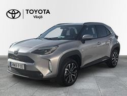 Silver Begagnad 2025 Toyota Yaris Hybrid Active SUV | 309 000 kr (Dyr)