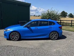 Blå Begagnad 2022 BMW 128 M Sport Halvkombi | 290 000 kr