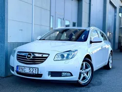 Vit Begagnad 2013 Opel Insignia Kombi | 59 000 kr (Marknadspris)