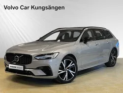 Silver Begagnad 2022 Volvo V90 Plus Kombi | 459 900 kr (Marknadspris)