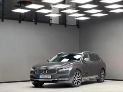 Grå Begagnad 2022 Volvo V90 Kombi | 419 900 kr (Lite dyr)