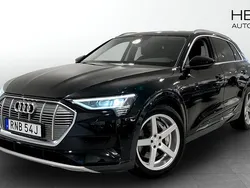 Svart Begagnad 2020 Audi e-tron SUV | 299 900 kr (Marknadspris)