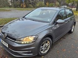 Grå Begagnad 2018 VW Golf VII Halvkombi | 120 000 kr (Marknadspris)