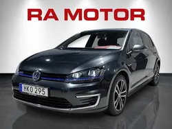 Grå Begagnad 2015 VW Golf VII GTE Halvkombi | 169 900 kr (Marknadspris)