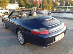 Blå Begagnad 2002 Porsche 911 Carrera Cabriolet Cab | 315 000 kr