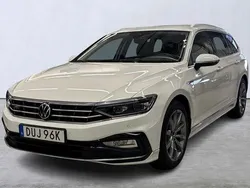 Vit Begagnad 2021 VW Passat Kombi | 279 000 kr (Marknadspris)