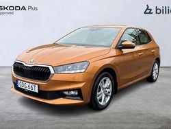 Orange Begagnad 2023 Skoda Fabia Style Halvkombi | 204 900 kr (Marknadspris)