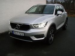 Silver Begagnad 2018 Volvo XC40 Momentum SUV | 279 000 kr (Bra pris)