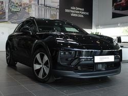 Svart Begagnad 2024 Porsche Macan SUV | 895 000 kr