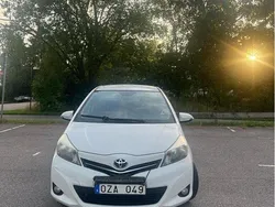 Vit Begagnad 2012 Toyota Yaris Active Halvkombi | 79 000 kr (Marknadspris)