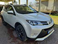 Vit Begagnad 2015 Toyota RAV4 Edition SUV | 189 000 kr (Bra pris)