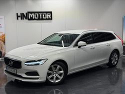 Vit Begagnad 2017 Volvo V90 Momentum Kombi | 214 900 kr (Marknadspris)