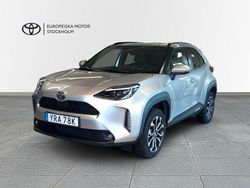 Silver Begagnad 2025 Toyota Yaris Hybrid Active SUV | 329 900 kr