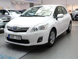 Vit Begagnad 2010 Toyota Auris Hybrid Plus Halvkombi | 84 900 kr (Marknadspris)