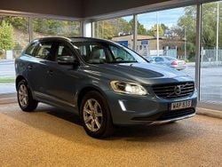 Blå Begagnad 2015 Volvo XC60 Summum SUV | 199 900 kr (Marknadspris)