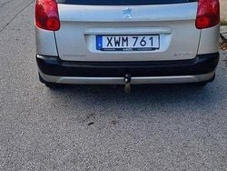 Gul Begagnad 2008 Peugeot 207 Kombi | 23 000 kr (Marknadspris)