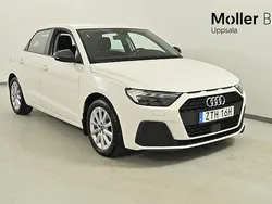Cortinavit Begagnad 2023 Audi A1 Sportback Proline Halvkombi | 209 900 kr (Marknadspris)