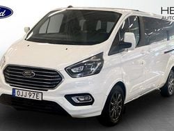 Vit (white) Begagnad 2023 Ford Tourneo Custom Van | 449 900 kr (Marknadspris)