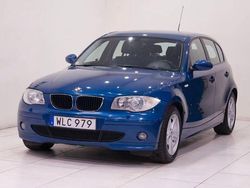Blå Begagnad 2004 BMW 120 Advantage Halvkombi | 40 000 kr (Marknadspris)