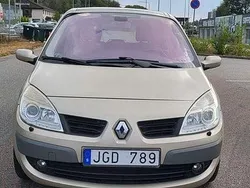 Ljusgrå (grå) Begagnad 2007 Renault Scénic II Minibuss | 37 900 kr (Lite dyr)