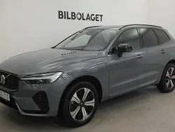 Grå Begagnad 2023 Volvo XC60 Plus SUV | 539 800 kr (Lite dyr)