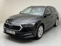 Svart Begagnad 2021 Skoda Octavia Business Line | 163 800 kr (Marknadspris)