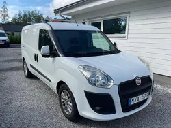 Vit Begagnad 2014 Fiat Doblò Minibuss | 39 000 kr (Marknadspris)