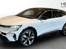 Vit (white) Ny 2024 Renault Mégane Techno SUV | 379 900 kr