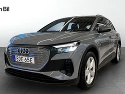 Grå Begagnad 2022 Audi Q4 e-tron Proline SUV | 299 000 kr (Marknadspris)