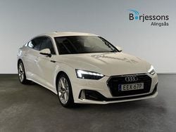 Ibisvit Begagnad 2022 Audi A5 Sportback Advanced Plus Halvkombi | 394 900 kr (Marknadspris)