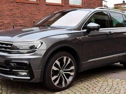 Mörkgrå (grå) Begagnad 2020 VW Tiguan R SUV | 399 000 kr (Dyr)