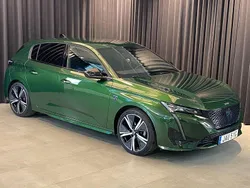 Grön Begagnad 2024 Peugeot 308 GT Halvkombi | 259 500 kr (Marknadspris)