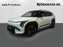 Grön Begagnad 2024 Kia EV3 GT-Line SUV | 519 000 kr