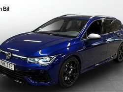 Lapiz blue metallic Begagnad 2023 VW Golf VIII R Kombi | 489 900 kr (Lite dyr)
