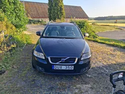 Svart Begagnad 2010 Volvo V50 Kombi | 45 000 kr (Lite dyr)