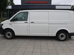 Vit ofärgade Begagnad 2016 VW T6 Van | 129 900 kr (Marknadspris)