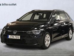 Svart Begagnad 2022 VW Golf VIII Kombi | 239 900 kr (Bra pris)