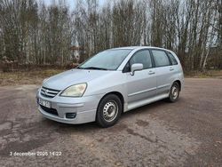 Begagnad 2004 Suzuki Liana Halvkombi | 22 500 kr