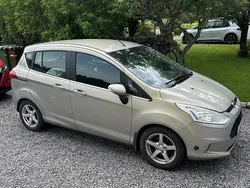Grå Begagnad 2013 Ford B-MAX Titanium Minibuss | 40 000 kr (Superpris)