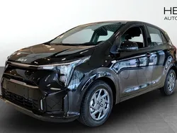 Svart (black) Ny 2025 Kia Picanto Halvkombi | 183 000 kr