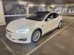 Vit Begagnad 2018 Tesla Model S Sedan | 270 000 kr (Superpris)