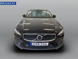 Svart Begagnad 2019 Volvo V60 CC SE Kombi | 319 900 kr (Lite dyr)