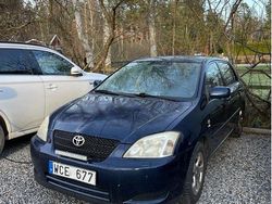 Begagnad 2004 Toyota Corolla Halvkombi | 16 000 kr (Superpris)