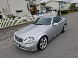 Silver (silvermetallic ) Begagnad 2001 Mercedes SLK200 Cab | 45 000 kr (Bra pris)