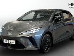 Grå (grey) Begagnad 2023 MG MG4 EV Halvkombi | 249 900 kr (Marknadspris)