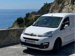 Vit Begagnad 2015 Citroën Berlingo Minibuss | 69 000 kr (Marknadspris)