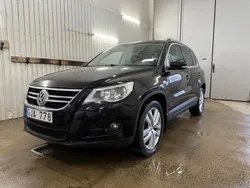 Svart Begagnad 2008 VW Tiguan Sportline SUV | 69 900 kr (Marknadspris)